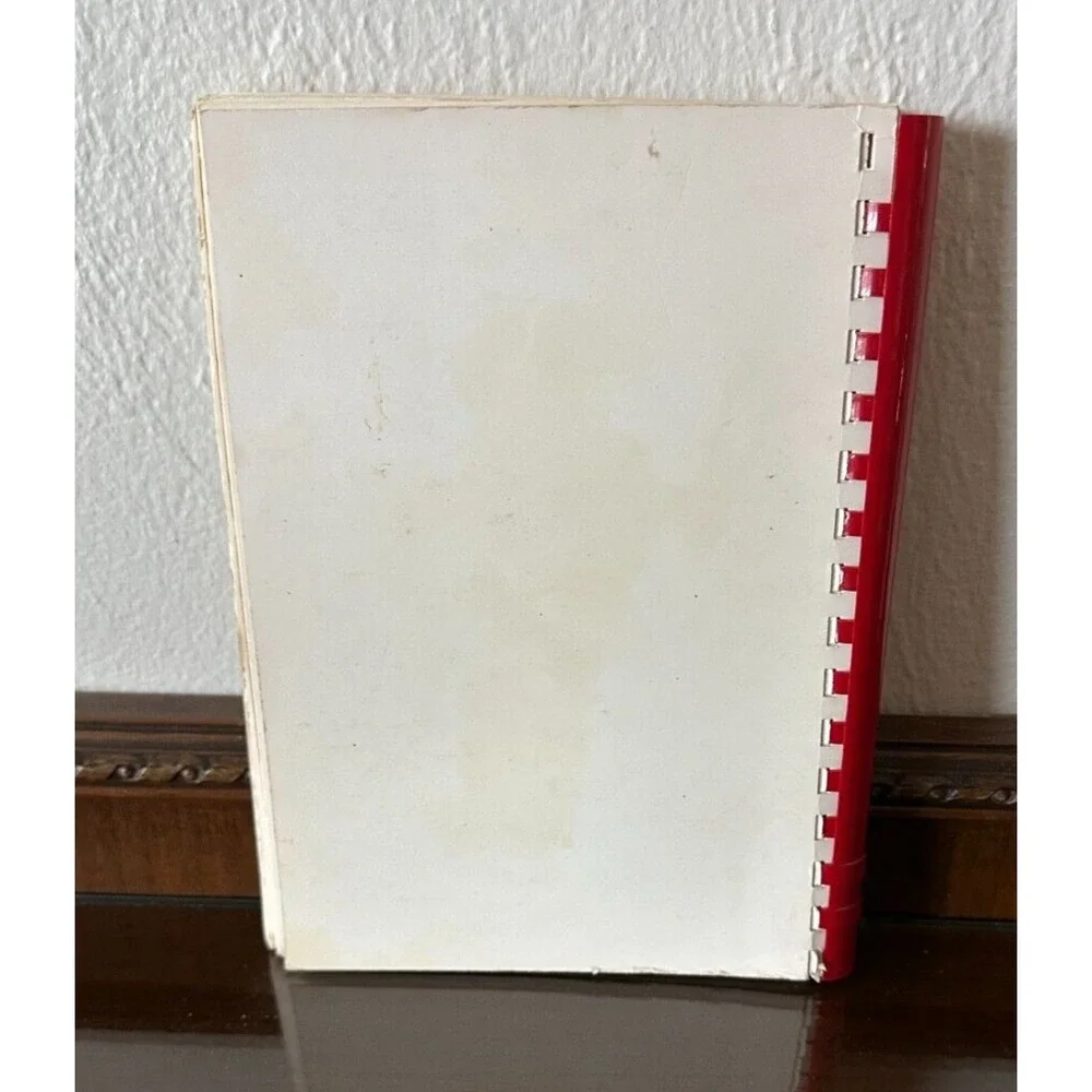 1973-1974 Kelley Kulinary Barracks Stuttgart Germany Officer Wives Club Cookbook
